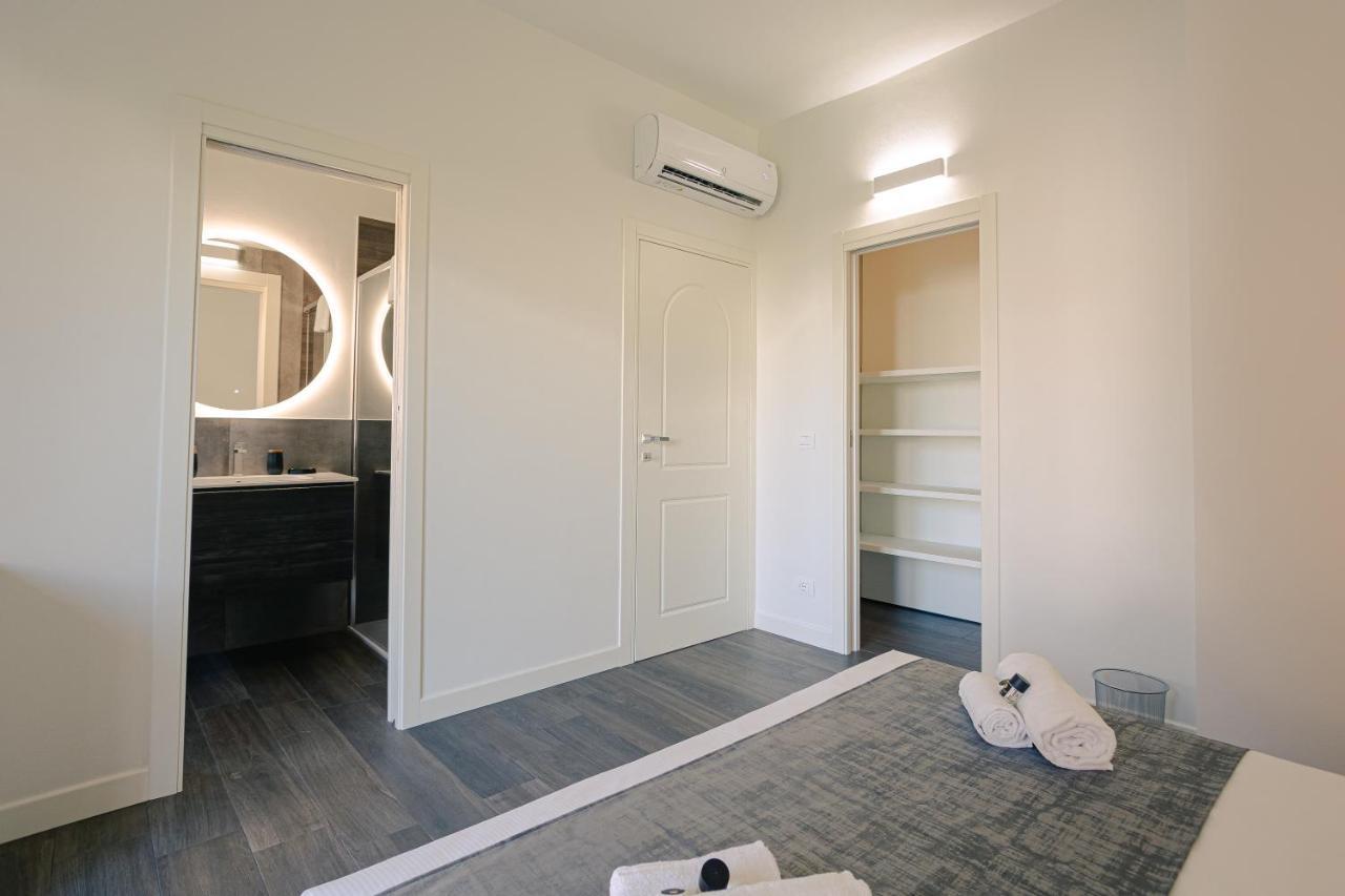 Verona Centre Suite - Royal Welcome ภายนอก รูปภาพ